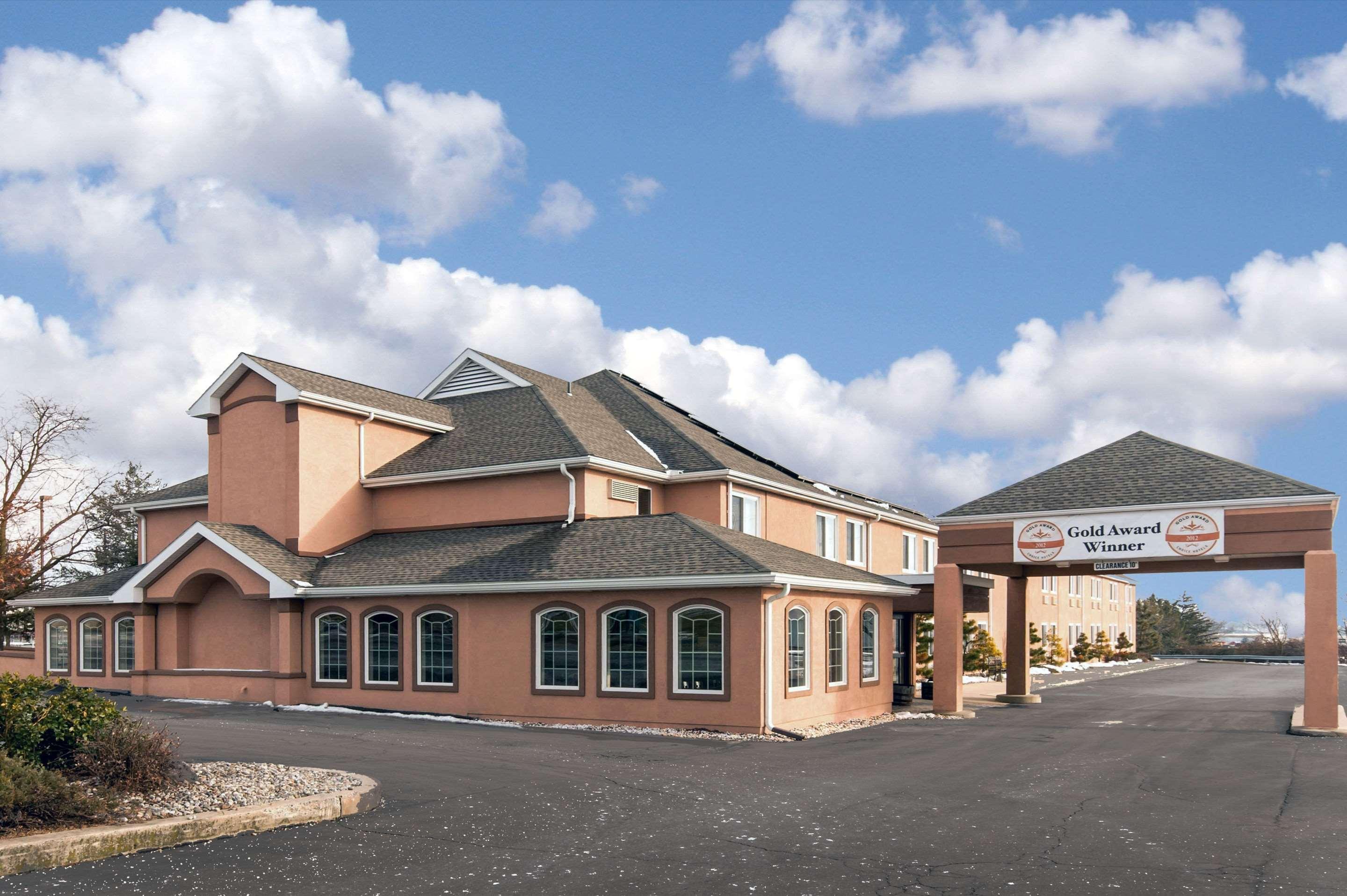 Comfort Inn New Holland Amish Country Exterior foto